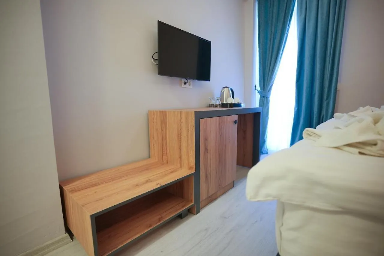 Sea Front Pansiyon Hotel Antalya