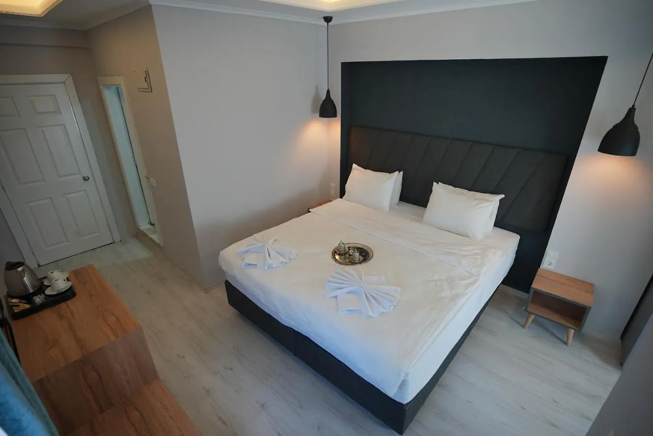 Sea Front Pansiyon Hotel Antalya