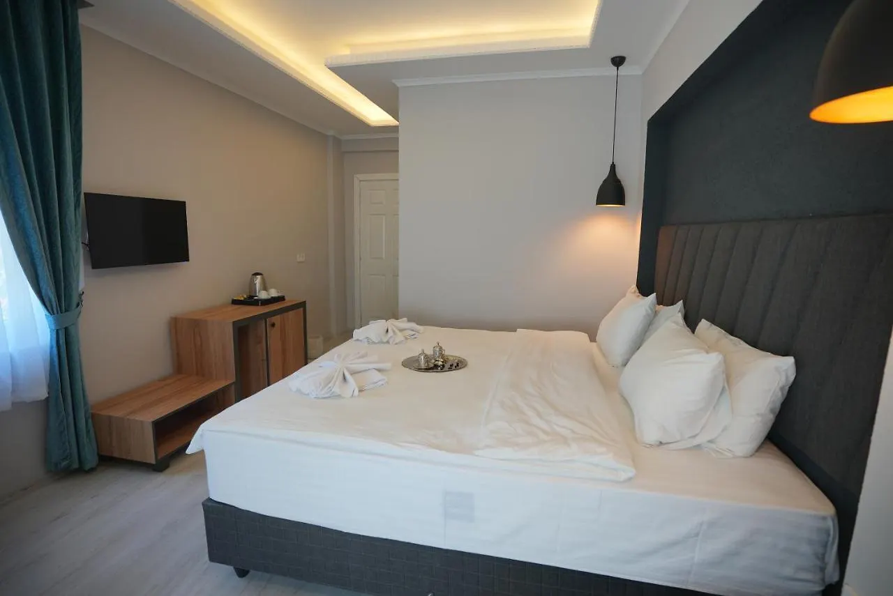 Sea Front Pansiyon Hotel Antalya